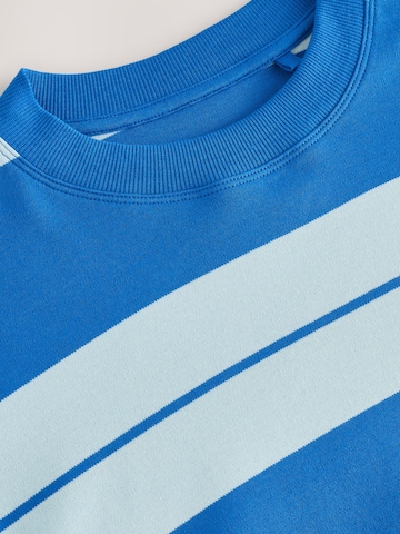 Tricou supradimensional de la Next pe albastru