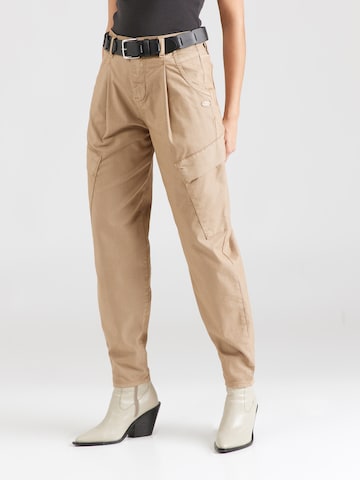 Gang Regular Pleat-Front Pants 'SILVIA' in Brown: front