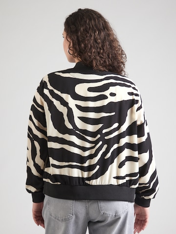 ONLY Carmakoma Between-Season Jacket 'CARLUX' in Black