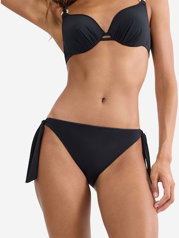 TRIUMPH Bikini bottom ' Red Label Summer Twist ' in Black: front