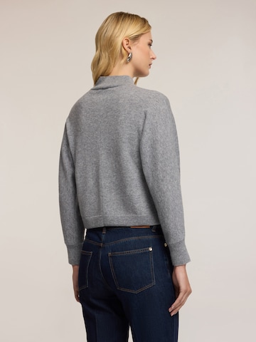 Pull-over MOTIVI en gris