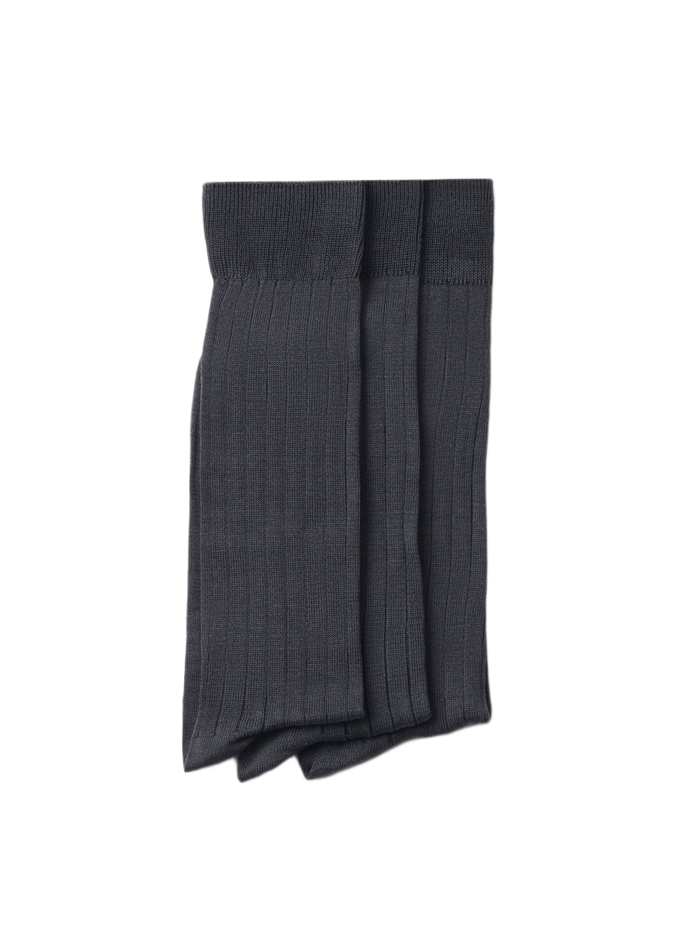 SELECTED Sokker i grå