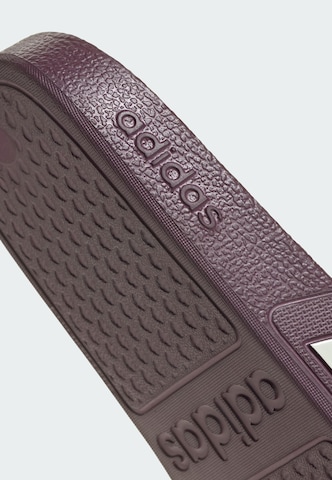 Claquettes / Tongs 'Adilette Aqua' ADIDAS PERFORMANCE en rouge