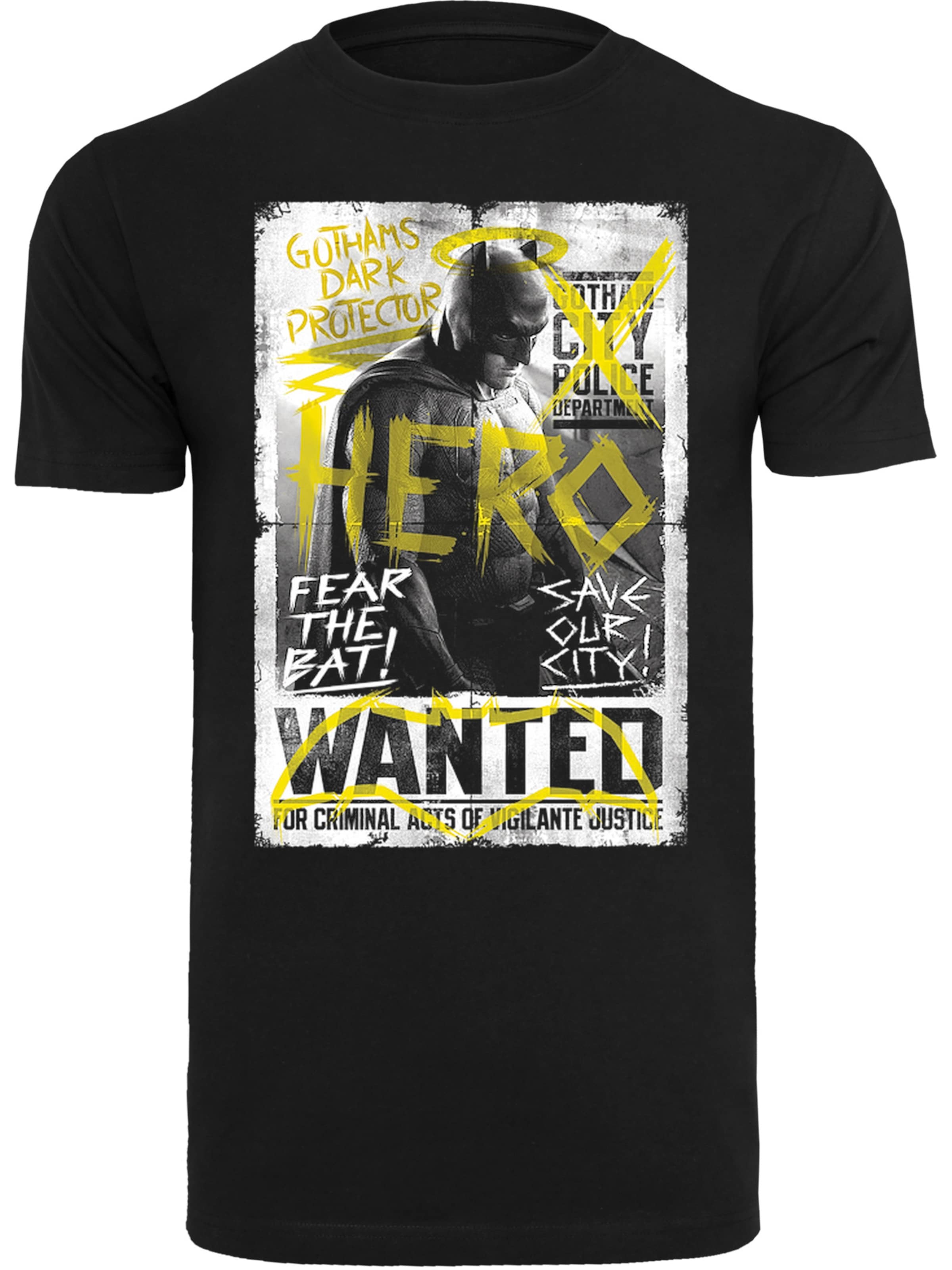 Maglietta 'DC Comics Batman vs Superman Wanted Poster' di F4NT4STIC in nero: frontale