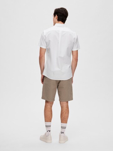 SELECTED HOMME - Ajuste estrecho Camisa en blanco