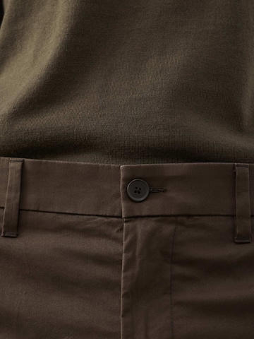 Marks & Spencer Regular Chinohose in Grün