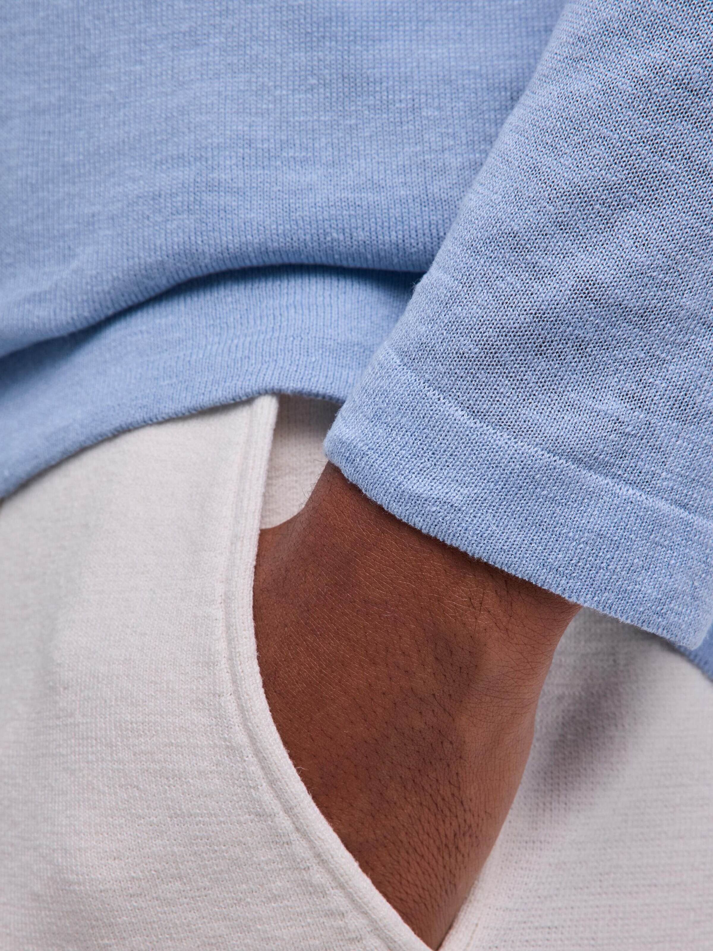 FALKE Sweater 'Silk Linen' in Blue