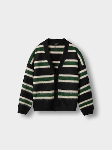 Burocs Strickjacke 'Fuzzy V-Neck' in Schwarz: Vorderseite