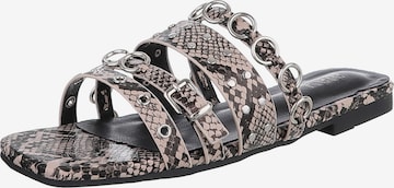 Ital-Design Mules in Beige: front