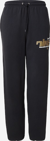 Largi Pantaloni 'CLUB' de la Nike Sportswear pe negru: față