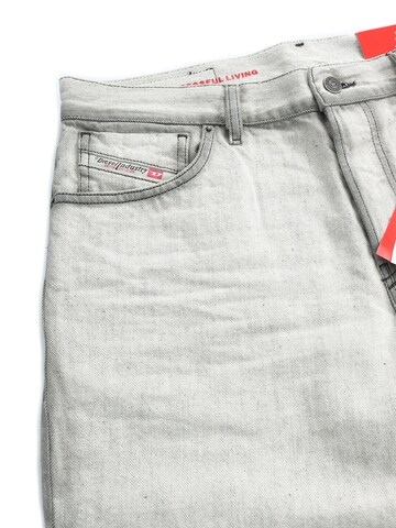 Slimfit Jeans 'Straight 1995 D-SARK' di DIESEL in grigio