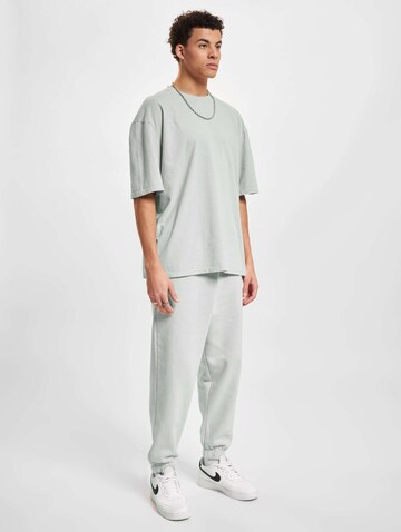 Maglietta di DEF in grigio