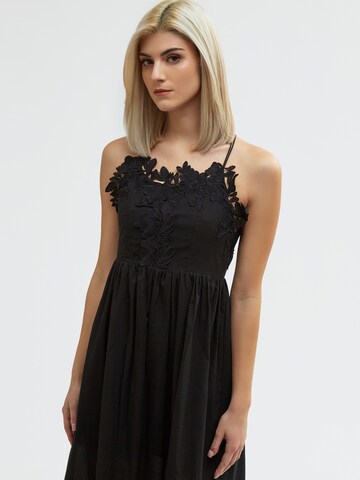 Robe 'Cami' Influencer en noir