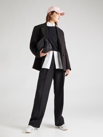 Noisy may - Loosefit Pantalón de pinzas 'Debbie' en negro