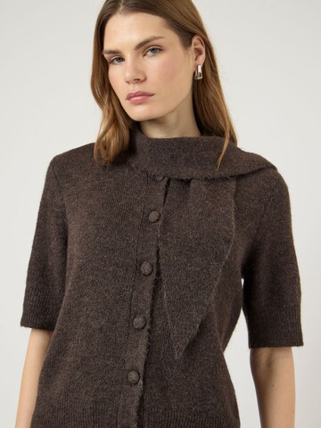 YAS Cardigan 'YASAnne' i brun