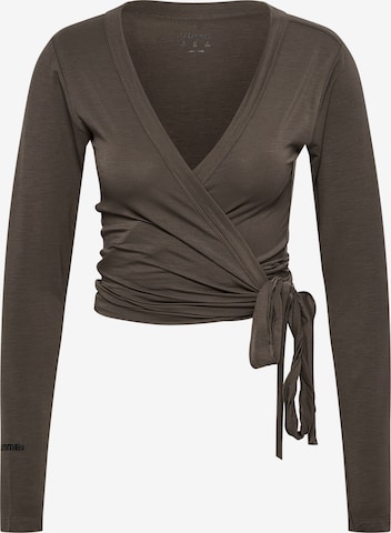 T-shirt Hummel en marron : devant