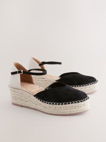 Ballerina con cinturino di Next in nero