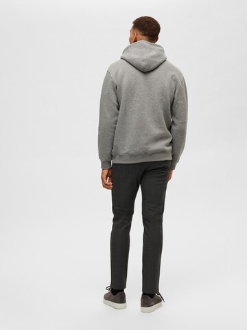 SELECTED HOMME Sweatshirt 'Hankie' in Grijs