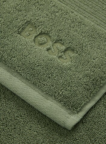 BOSS Towel 'LOFT' in Green: front