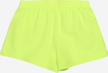 Regular Pantalon 'NONI' UGG en vert