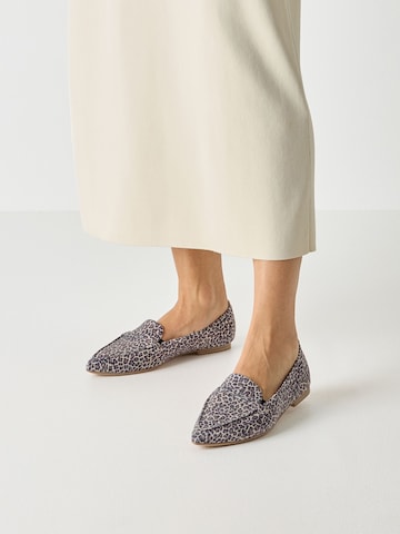 Tamaris Slipper in Braun