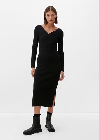 s.Oliver BLACK LABEL Strickkleid in Schwarz: Vorderseite