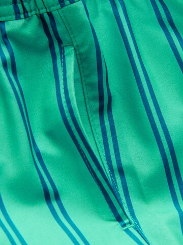 Next Swimming shorts 'gestreift' in Green