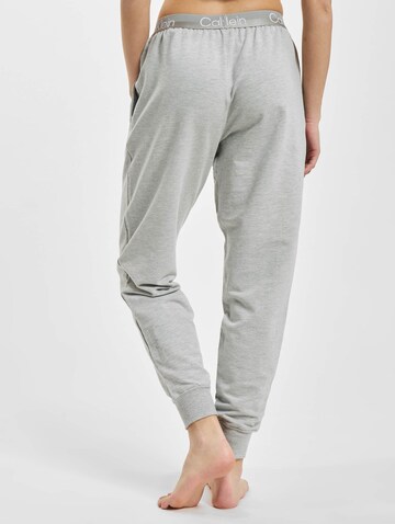 Tapered Pantaloni di Calvin Klein Underwear in grigio