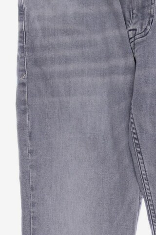 Jules Jeans in 28 in Grey