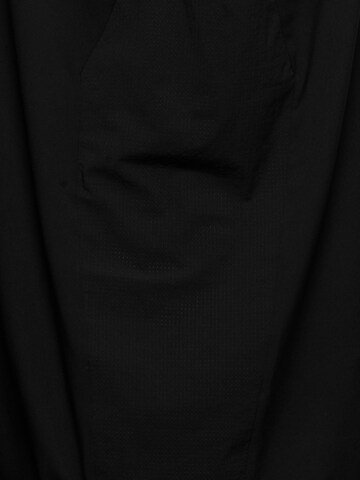 T-Shirt fonctionnel HALO en noir