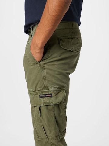 Coupe slim Pantalon cargo 'Core' Superdry en vert