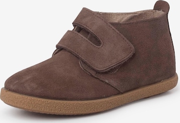 Pisamonas - Botas en marrón: frente