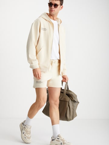 Grimelange Суичъри с качулка в бежово