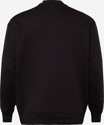 Sweat-shirt Calvin Klein Jeans Plus en noir