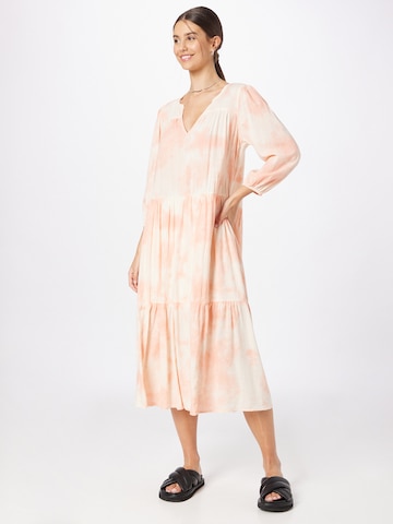 GAP Dress in Pink: front