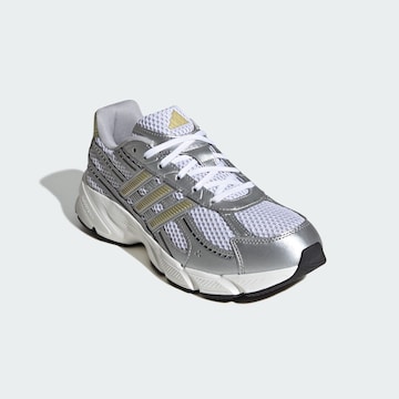 Scarpa sportiva 'Technochaos 2000' di ADIDAS SPORTSWEAR in bianco