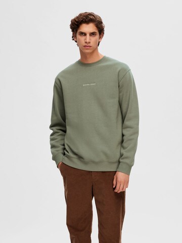 Sweat-shirt 'Hankie' SELECTED HOMME en vert : devant