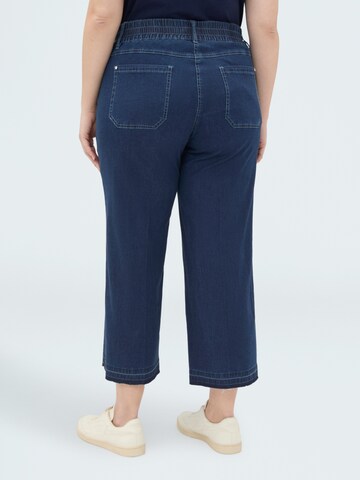 Fiorella Rubino Tapered Jeans in Blue