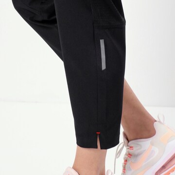 UNIFIT Regular Sporthose in Schwarz
