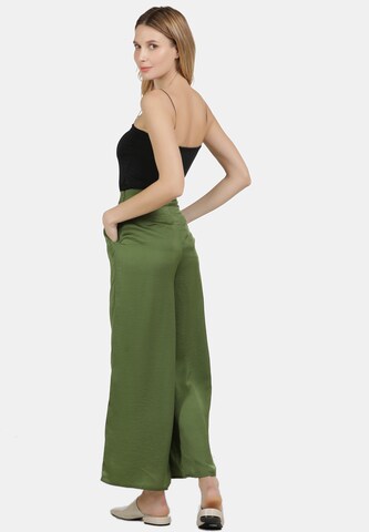 Usha Loose fit Pants in Green