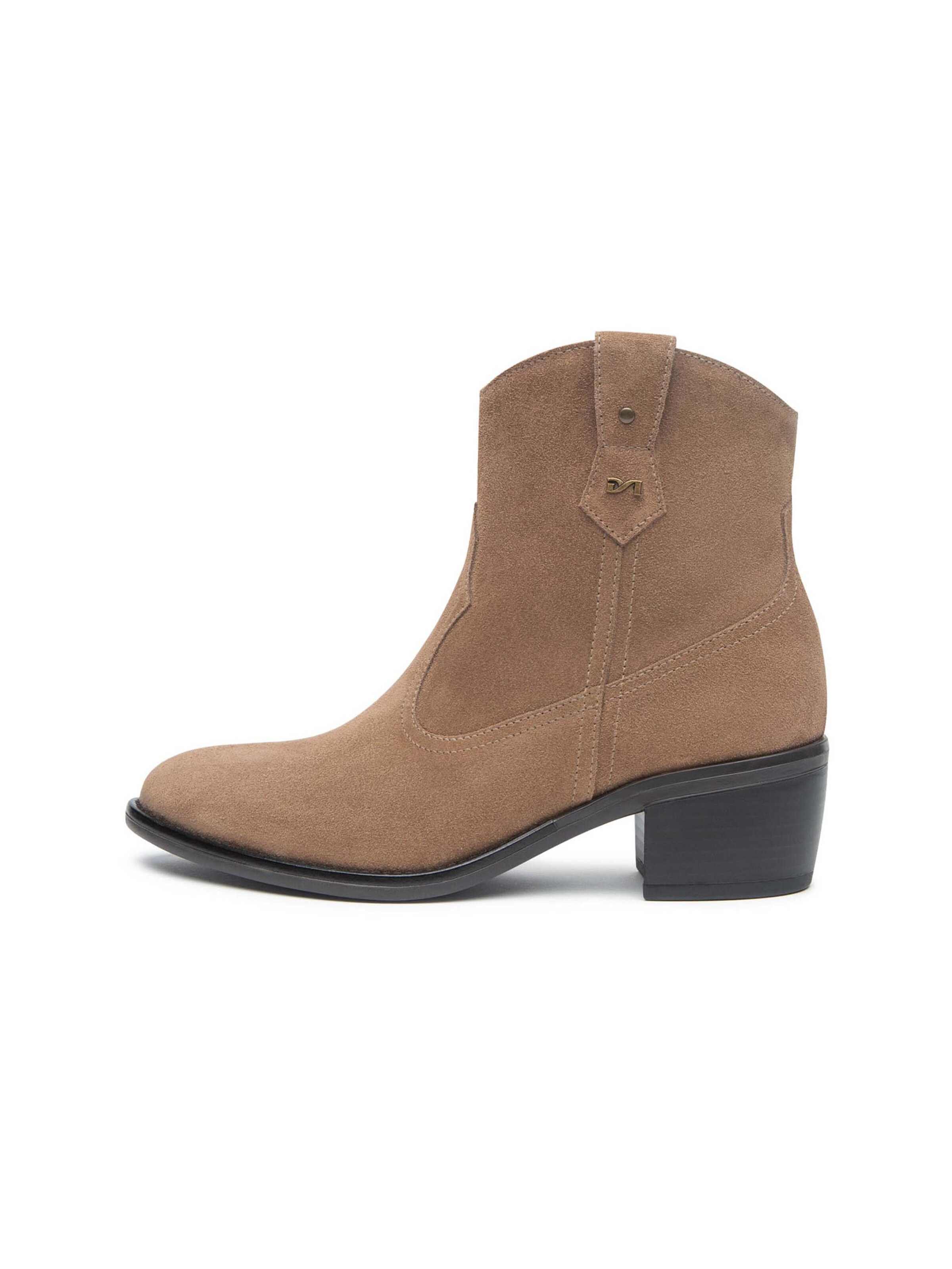 Bottines 'Basilea' Nero Giardini en beige : devant