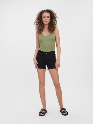 VERO MODA Regular Shorts 'Peach' in Schwarz