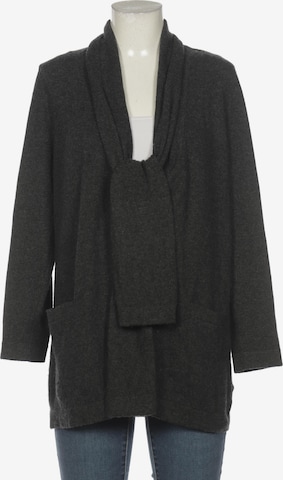 ESISTO Sweater & Cardigan in L in Grey: front