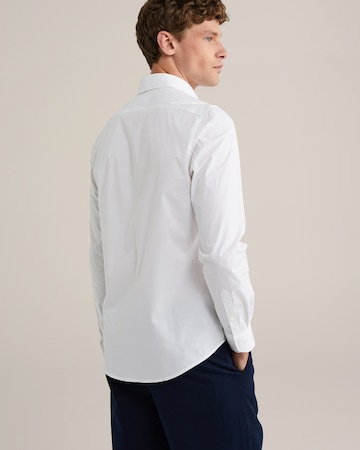 Slim fit Cămașă de la WE Fashion pe alb