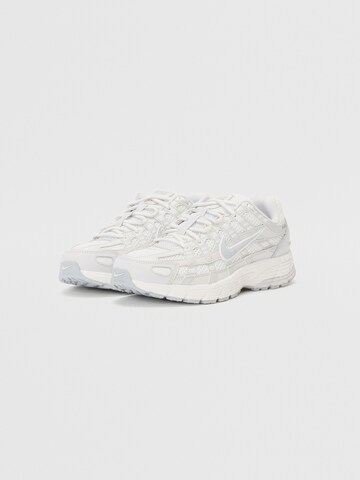 Nike Sportswear Σνίκερ χαμηλό 'P-6000 SE' σε λευκό