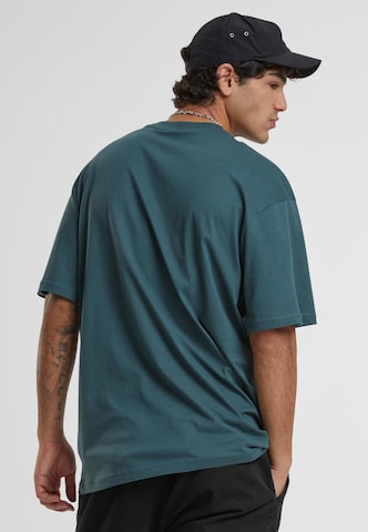 Urban Classics Shirt in Green