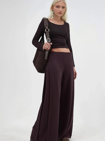 Busem Wide leg Broek in Rood