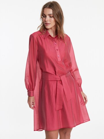 Robe-chemise 'Wakoa' Ana Alcazar en rose : devant