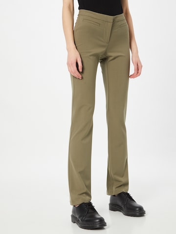 Coupe slim Pantalon WEEKDAY en vert : devant