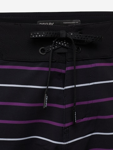 OAKLEY Boardshorts 'Retro Split' in Zwart